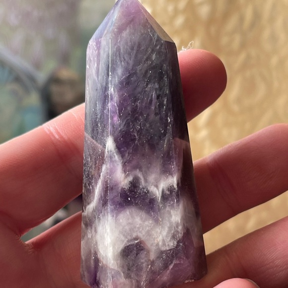 Dream amethyst and purple fluorite Genuine gemstone towers - Picture 6 of 10